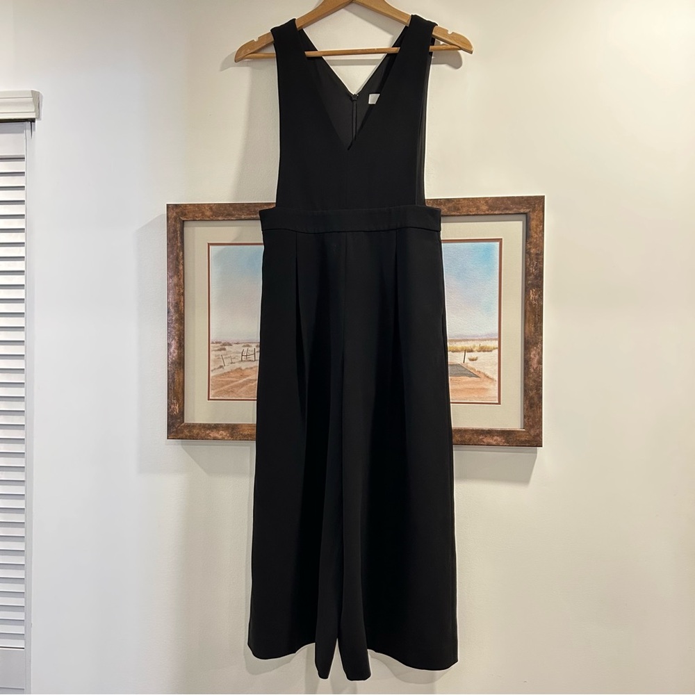 Simons Contemporaine Wide Leg Crop V-Neck Sleeveless Jumpsuit Black - Picture 2 of 9